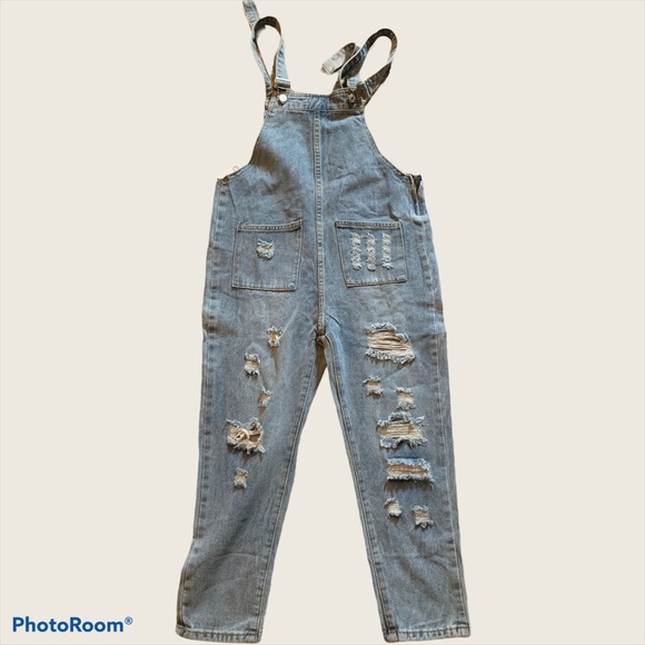 Distressed overalls - Picture 3 of 7